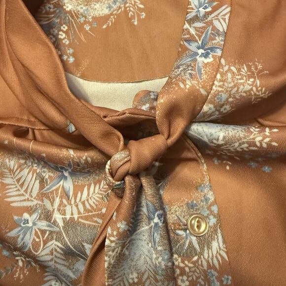 Peach Floral Housedress Vintage 70s - Picture 5 of 7